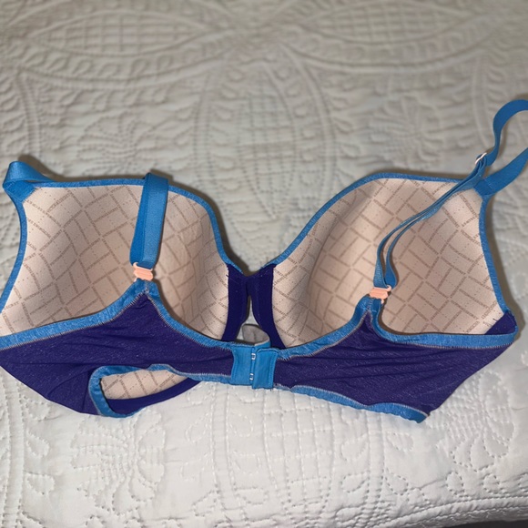 Victoria secret bra 34 DDD - Picture 6 of 7